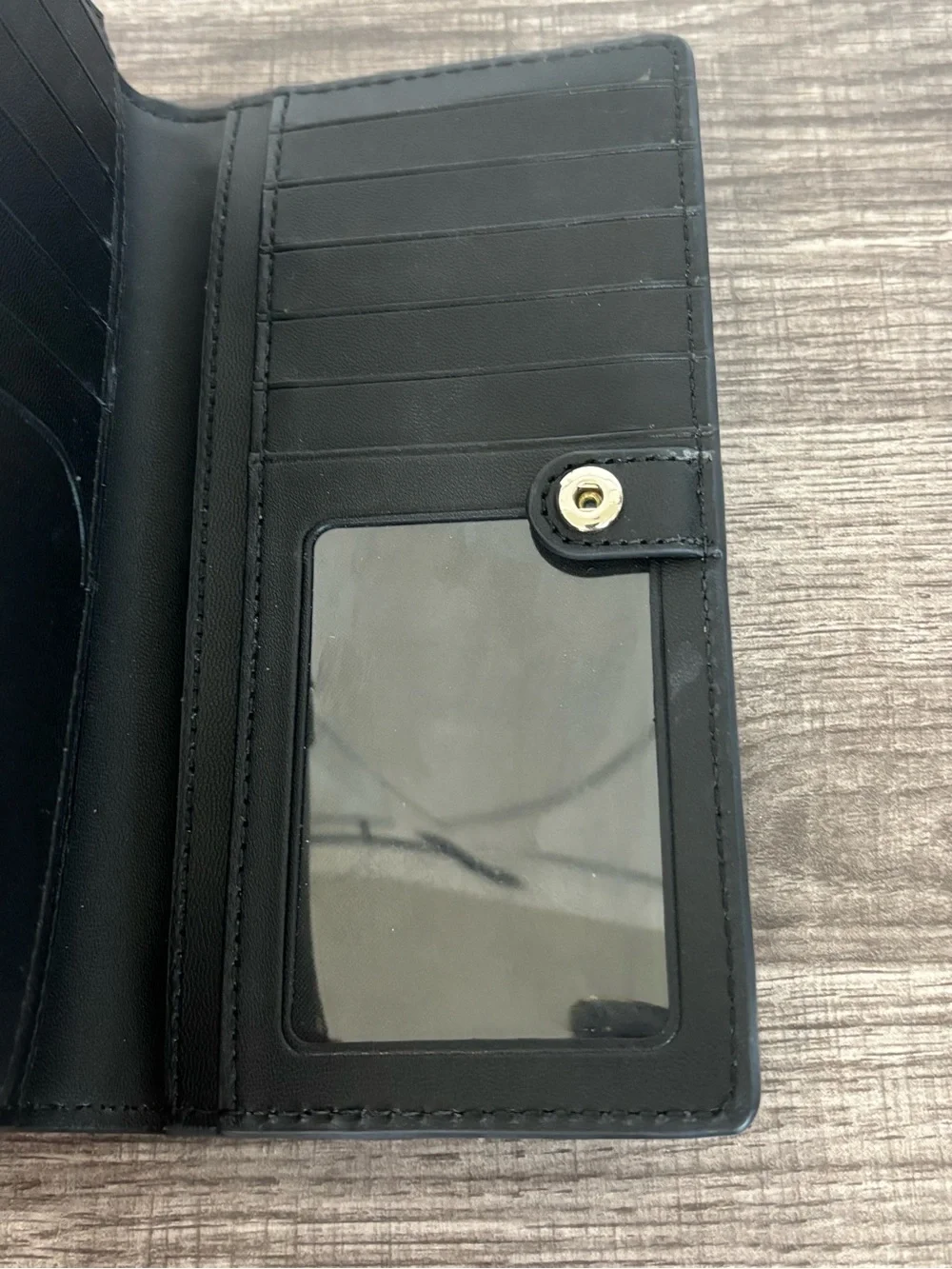 Kate Spade New York Cameron Penguin 🐧 Large Slim Bifold Wallet - Picture 6 of 11